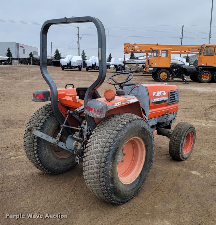 image for item LL9728 Kubota L2900  MFWD tractor