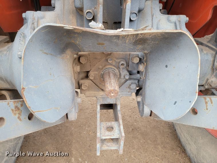 image for item LL9728 Kubota L2900  MFWD tractor