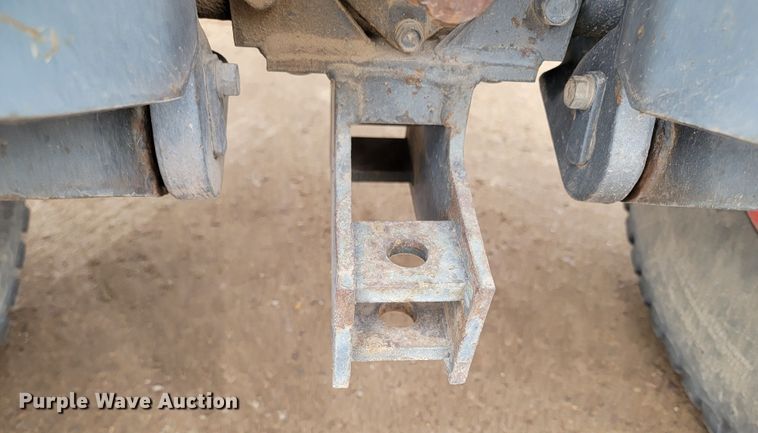 image for item LL9728 Kubota L2900  MFWD tractor