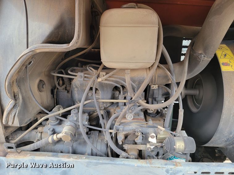 image for item LL9728 Kubota L2900  MFWD tractor