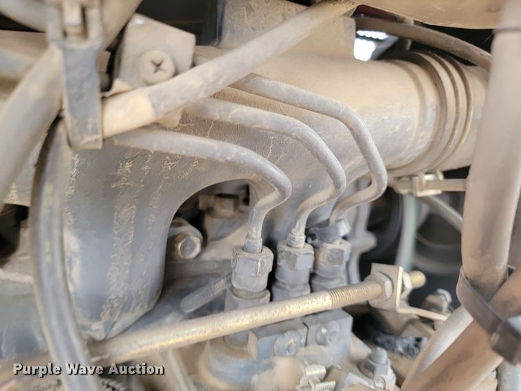 image for item LL9728 Kubota L2900  MFWD tractor