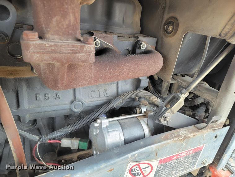 image for item LL9728 Kubota L2900  MFWD tractor