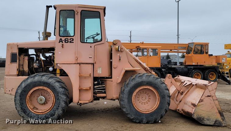 image for item LL9729 Ford A-62  wheel loader