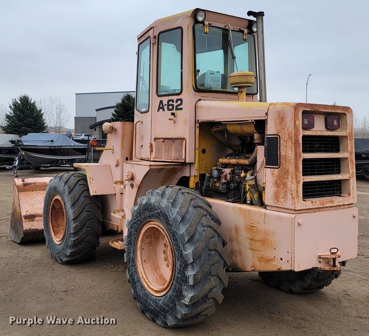 image for item LL9729 Ford A-62  wheel loader