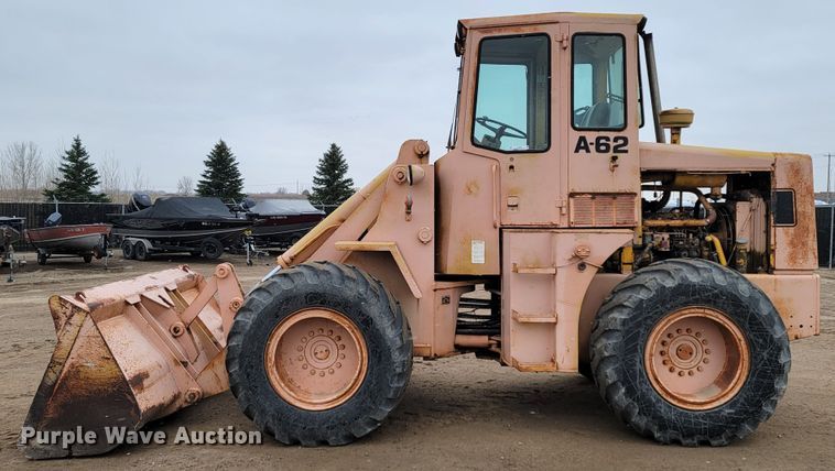 image for item LL9729 Ford A-62  wheel loader