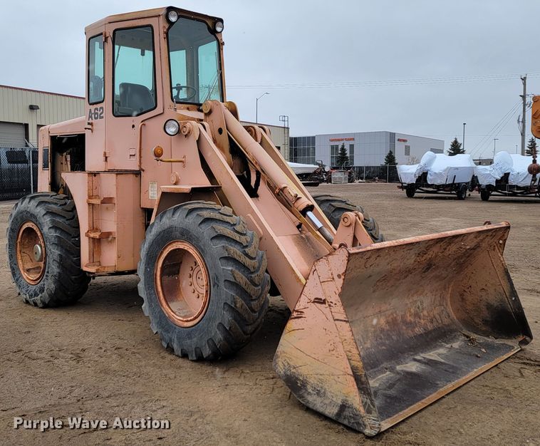 image for item LL9729 Ford A-62  wheel loader