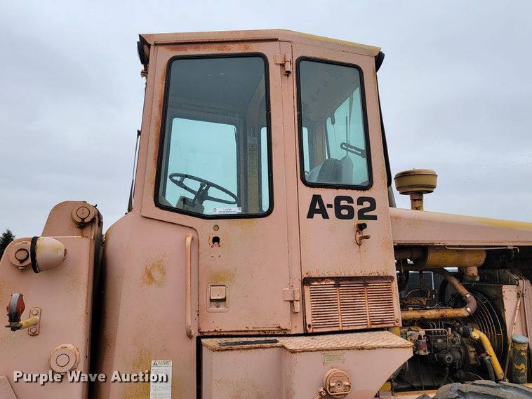 image for item LL9729 Ford A-62  wheel loader