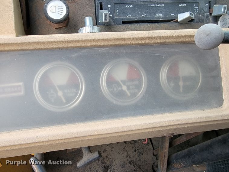 image for item LL9729 Ford A-62  wheel loader