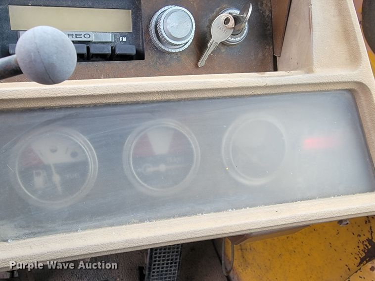 image for item LL9729 Ford A-62  wheel loader