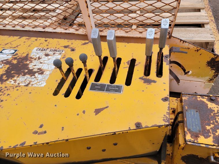 image for item LL9730 1974 Dodge T80  crane truck