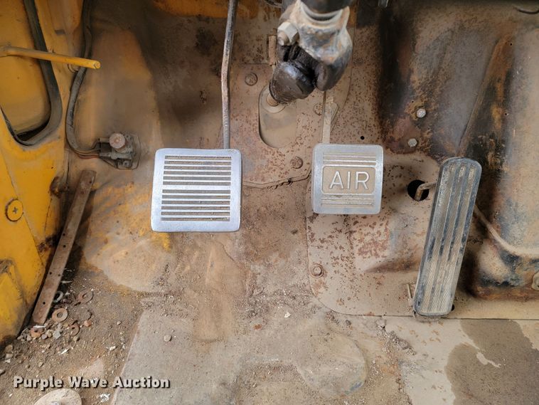 image for item LL9730 1974 Dodge T80  crane truck