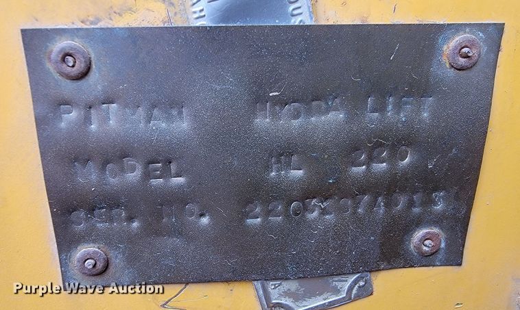 image for item LL9730 1974 Dodge T80  crane truck