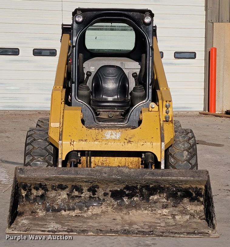 image for item LL9746 2016 Caterpillar 262D  skid steer loader