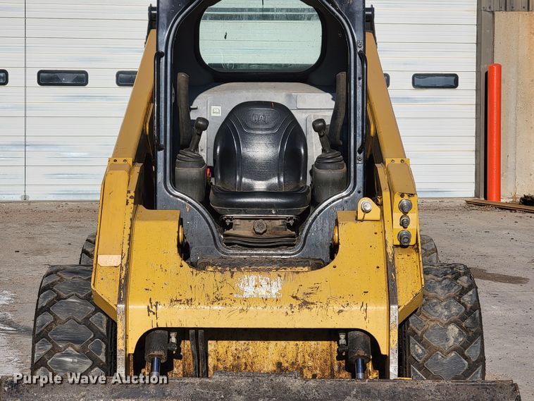 image for item LL9746 2016 Caterpillar 262D  skid steer loader