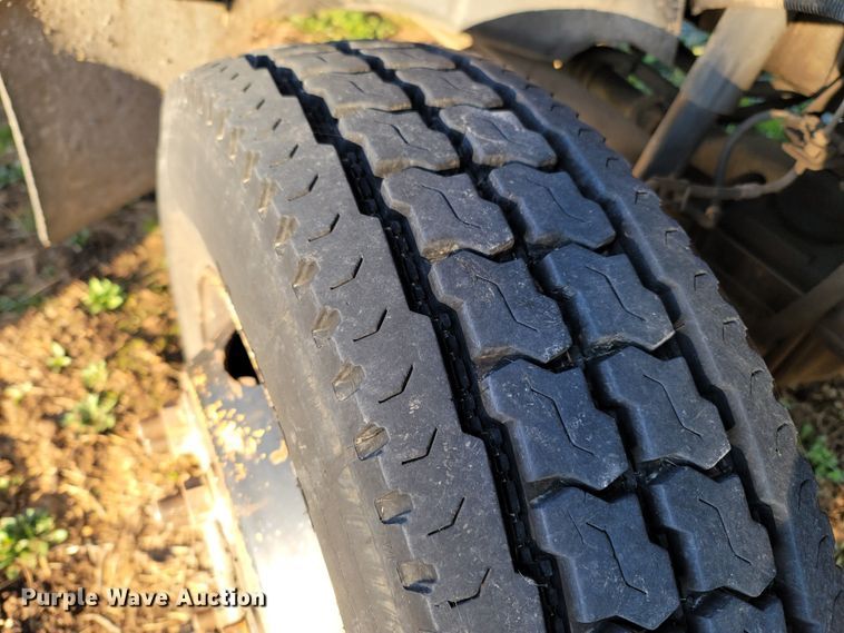 image for item LN9722 2005 Chevrolet C4500  dump truck