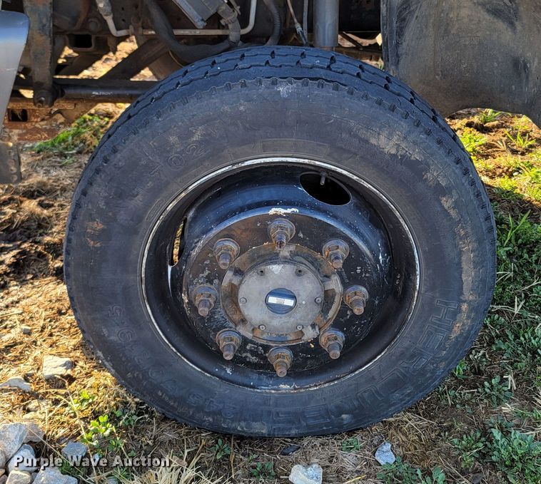 image for item LN9722 2005 Chevrolet C4500  dump truck