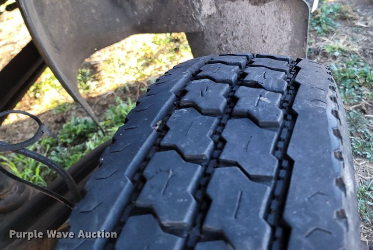 image for item LN9722 2005 Chevrolet C4500  dump truck