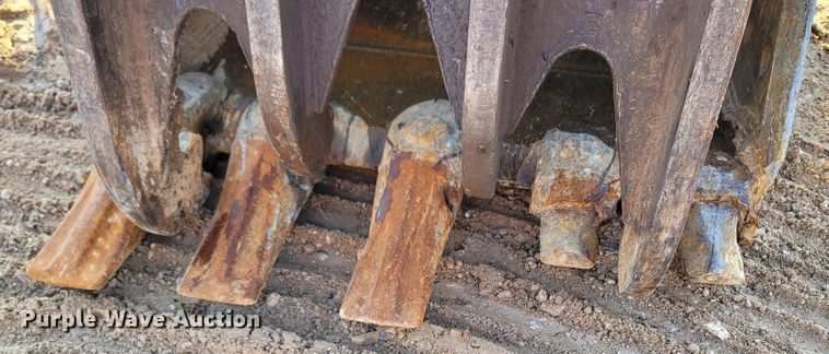 image for item LN9725 2019 Doosan DX225LC-5  excavator