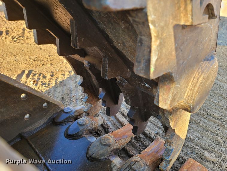 image for item LN9725 2019 Doosan DX225LC-5  excavator