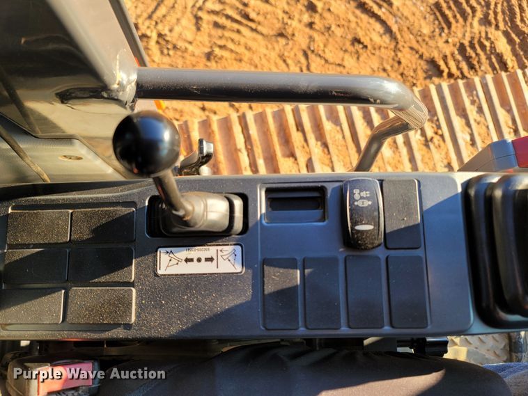 image for item LN9725 2019 Doosan DX225LC-5  excavator