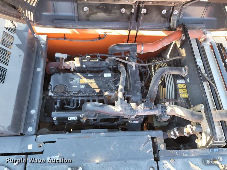 image for item LN9725 2019 Doosan DX225LC-5  excavator