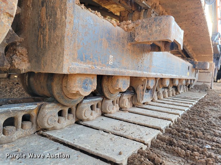 image for item LN9725 2019 Doosan DX225LC-5  excavator