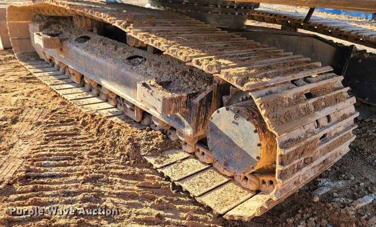 image for item LN9725 2019 Doosan DX225LC-5  excavator