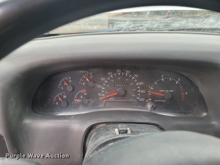 image for item LN9752 1999 Ford F550 Super Duty  utility / service truck