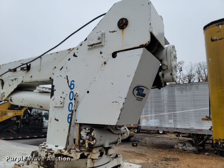 image for item LN9752 1999 Ford F550 Super Duty  utility / service truck