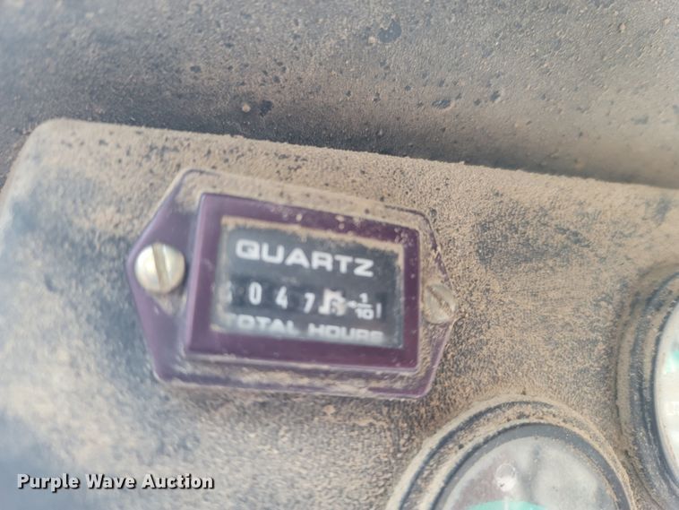 image for item LN9754 Bobcat 863  skid steer loader