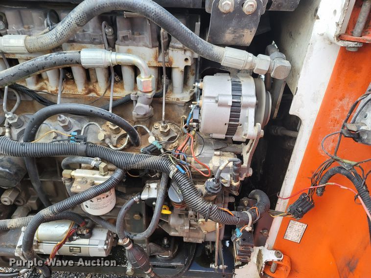 image for item LN9754 Bobcat 863  skid steer loader