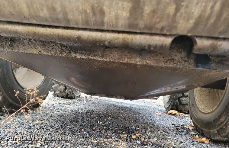 image for item LN9754 Bobcat 863  skid steer loader