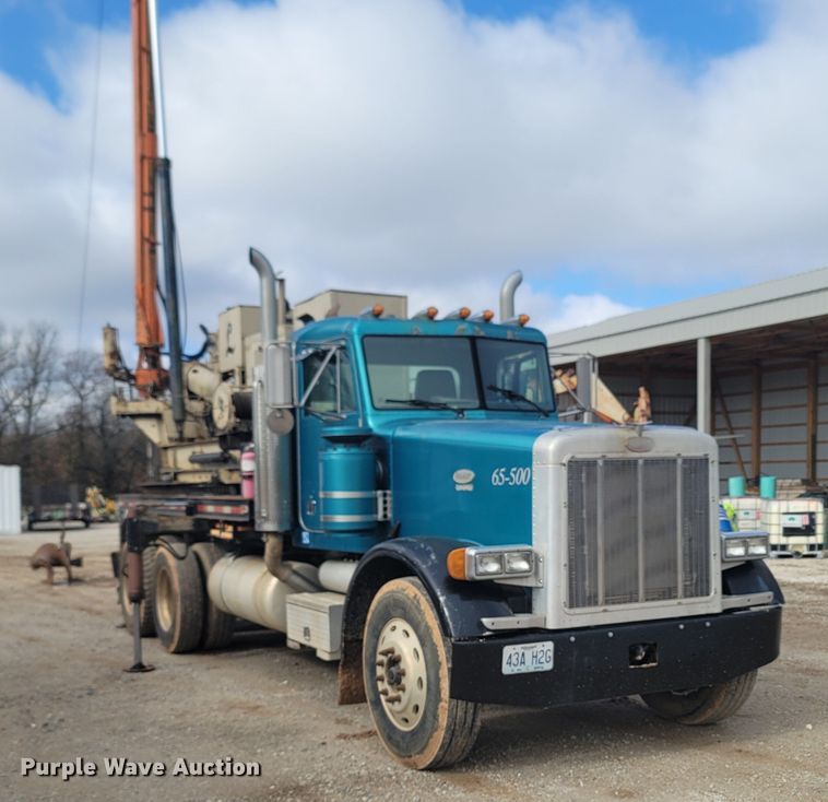 image for item LN9756 1999 Peterbilt 378  pressure digger derrick truck