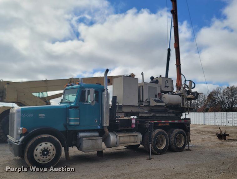 image for item LN9756 1999 Peterbilt 378  pressure digger derrick truck