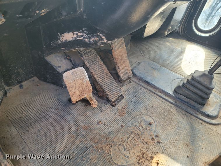 image for item LN9756 1999 Peterbilt 378  pressure digger derrick truck