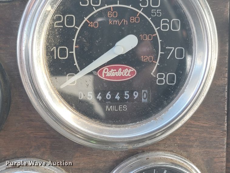 image for item LN9756 1999 Peterbilt 378  pressure digger derrick truck