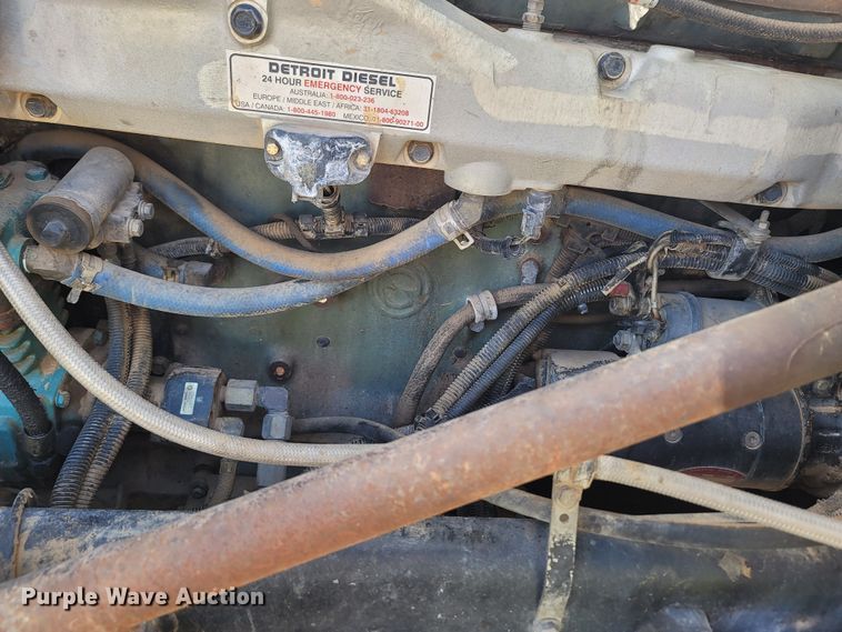 image for item LN9756 1999 Peterbilt 378  pressure digger derrick truck