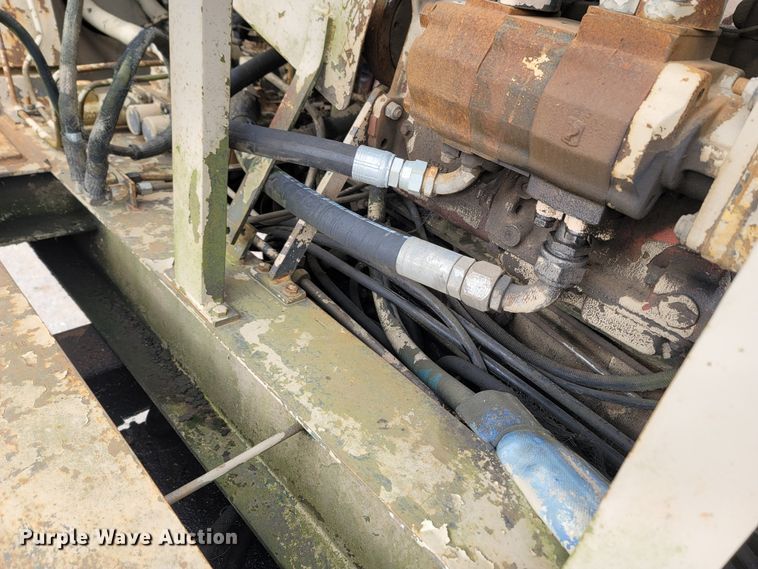 image for item LN9756 1999 Peterbilt 378  pressure digger derrick truck