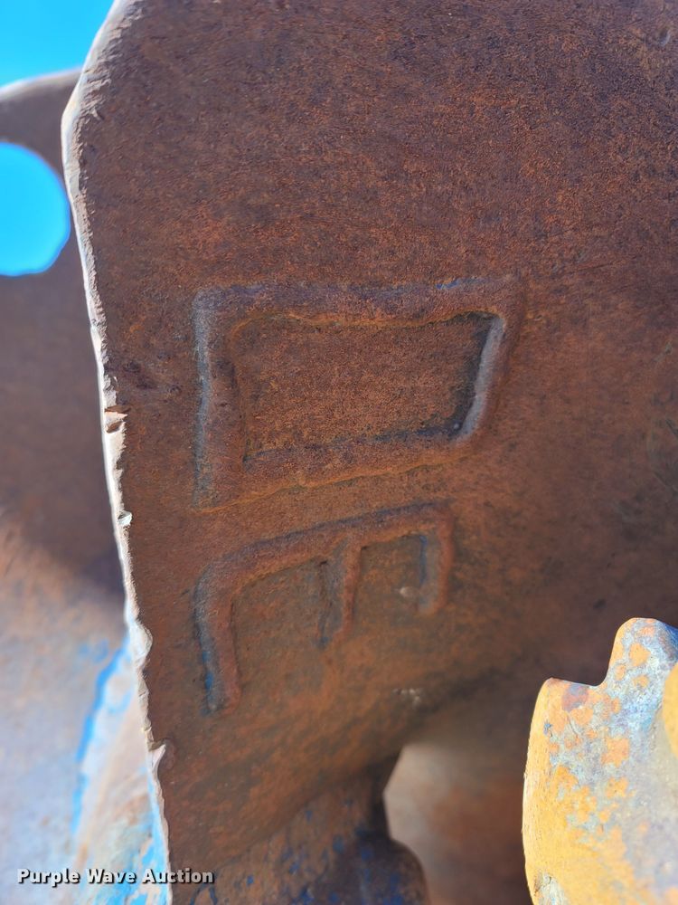 image for item LN9756 1999 Peterbilt 378  pressure digger derrick truck