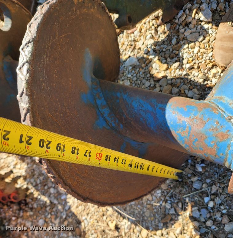 image for item LN9756 1999 Peterbilt 378  pressure digger derrick truck