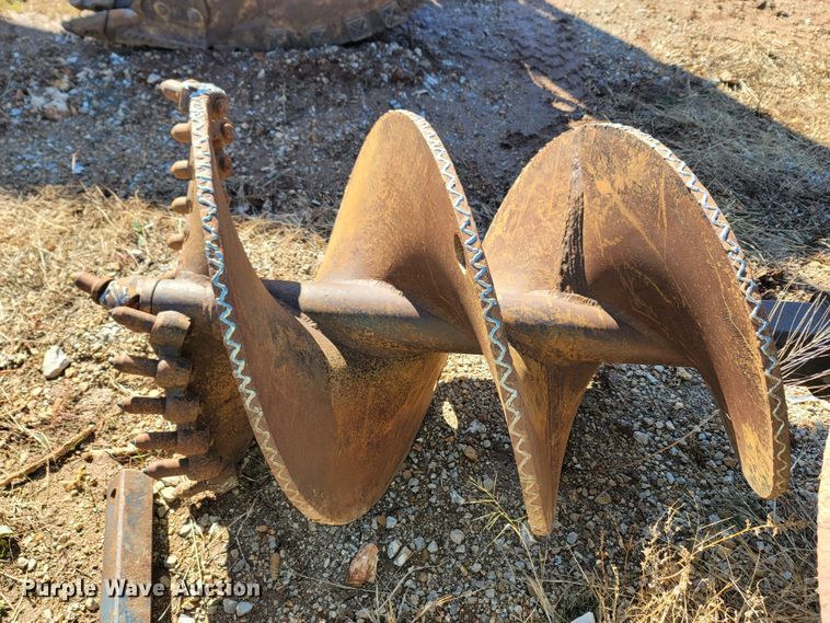 image for item LN9756 1999 Peterbilt 378  pressure digger derrick truck