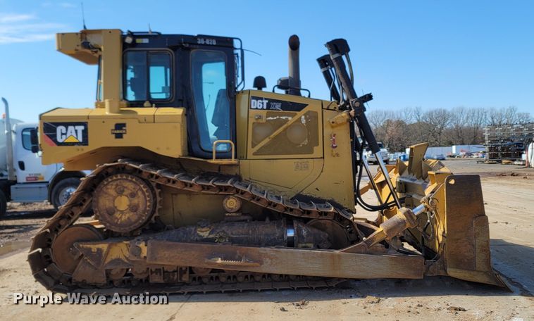 image for item LN9757 2015 Caterpillar D6T XW  dozer