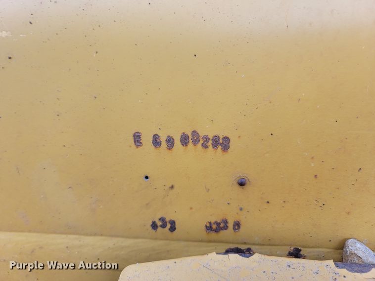 image for item LN9757 2015 Caterpillar D6T XW  dozer