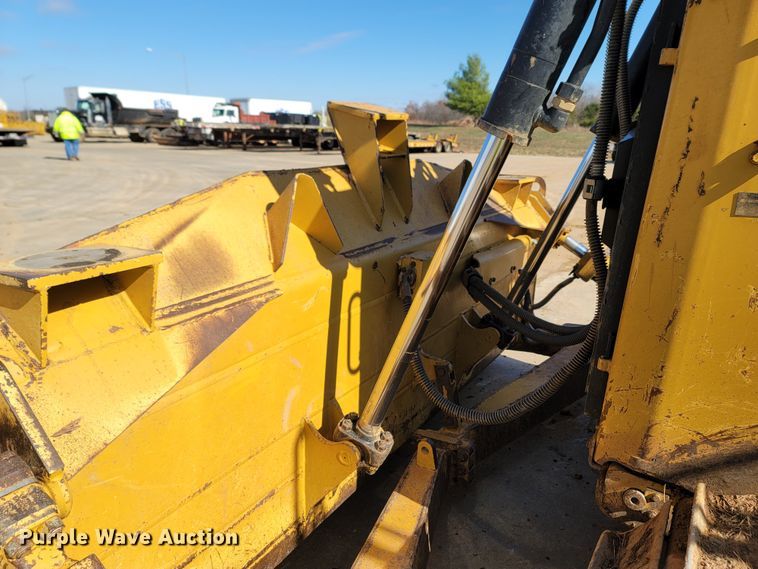 image for item LN9757 2015 Caterpillar D6T XW  dozer