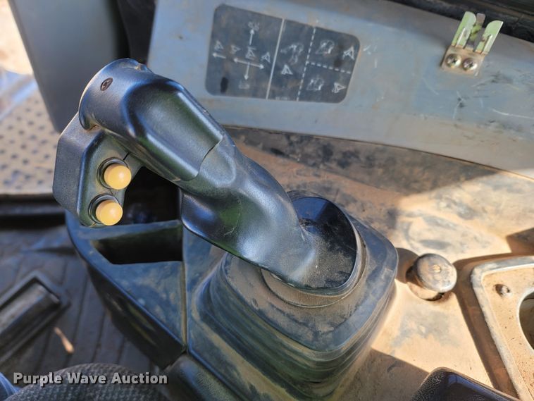 image for item LN9757 2015 Caterpillar D6T XW  dozer