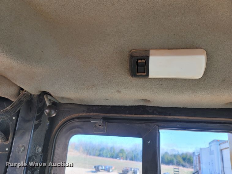 image for item LN9757 2015 Caterpillar D6T XW  dozer