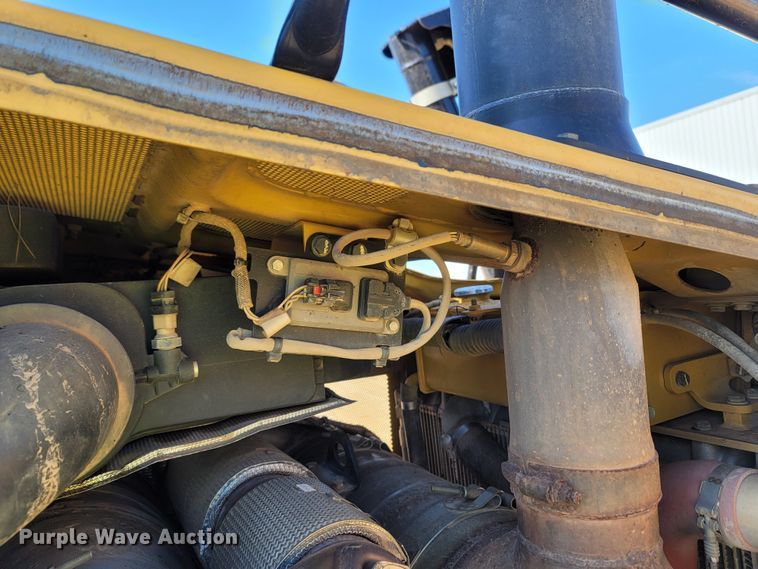 image for item LN9757 2015 Caterpillar D6T XW  dozer