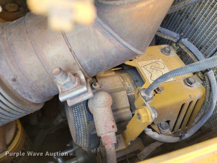 image for item LN9757 2015 Caterpillar D6T XW  dozer