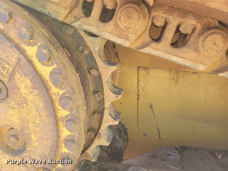 image for item LN9757 2015 Caterpillar D6T XW  dozer