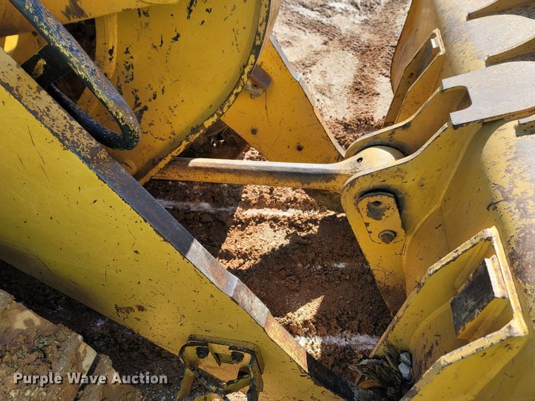 image for item LN9758 2014 Caterpillar 963D  track loader